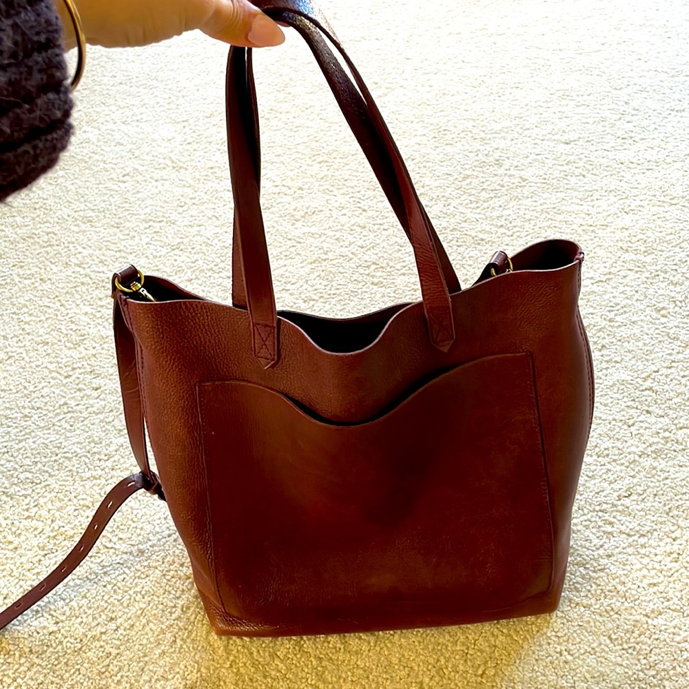 MADEWELL The Medium Transport Tote in Maroon